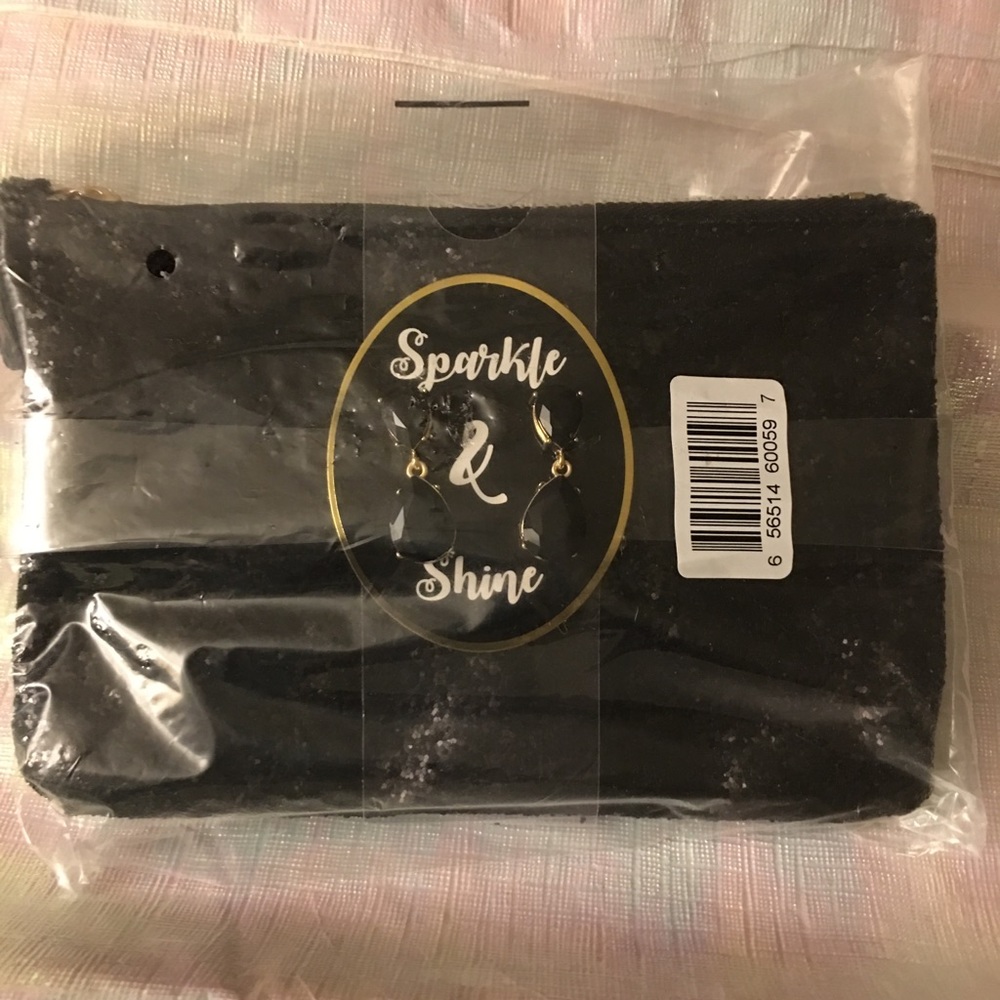 Purse - Picture 3 of 4